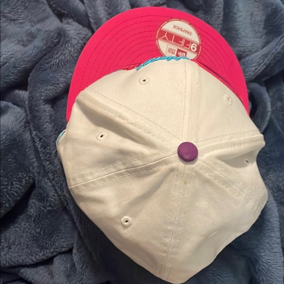 Chicago Bulls Snapback Hat - Picture 7 of 9